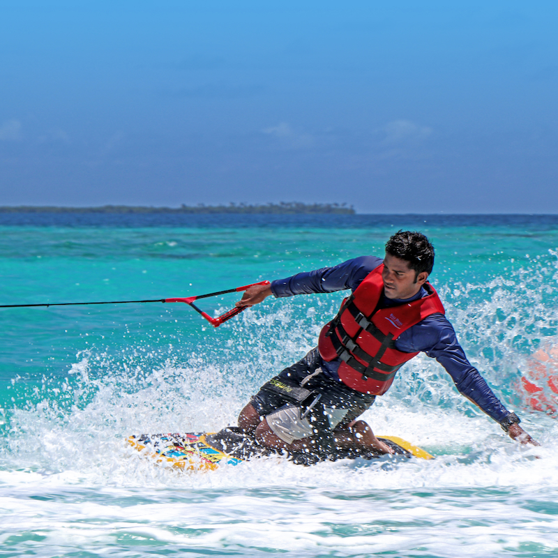 KNEEBOARDING